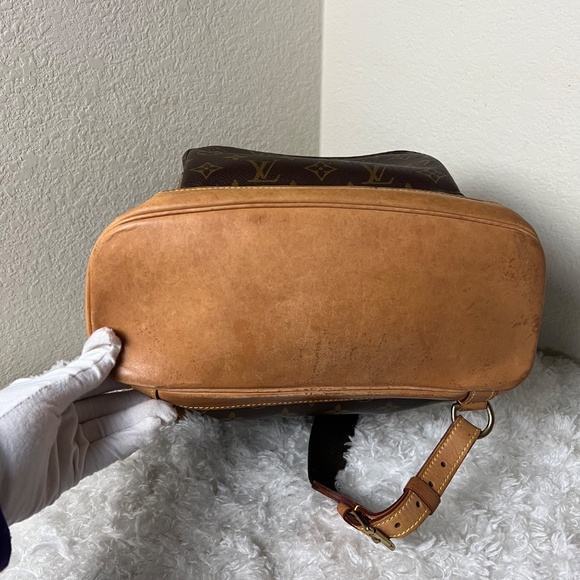 Louis Vuitton Monogram Montsouris GM - Picture 5 of 9